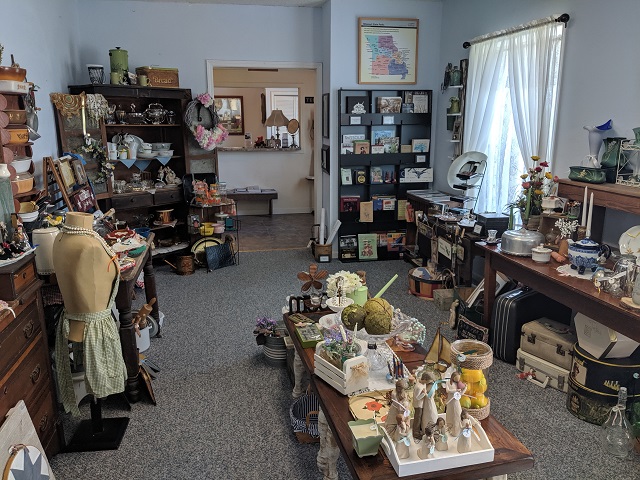 Bates County Gift Shop